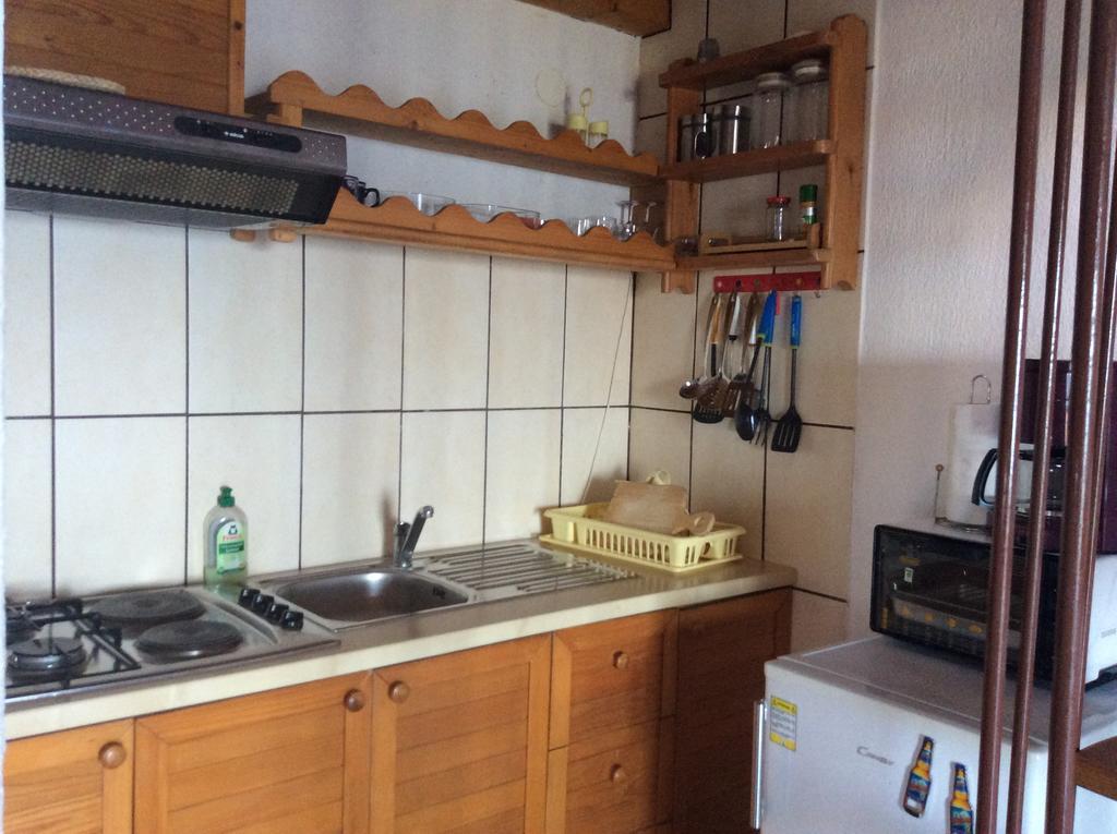 Apartman Ustrine Exterior foto